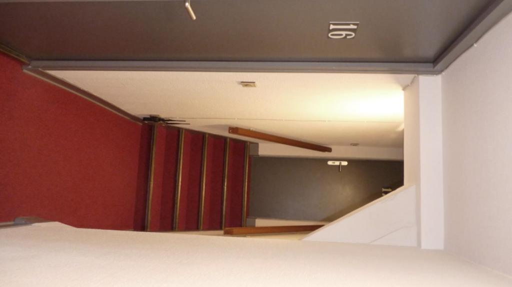 Hotel-Restaurant La P'Tite Auberge Lillebonne Екстериор снимка